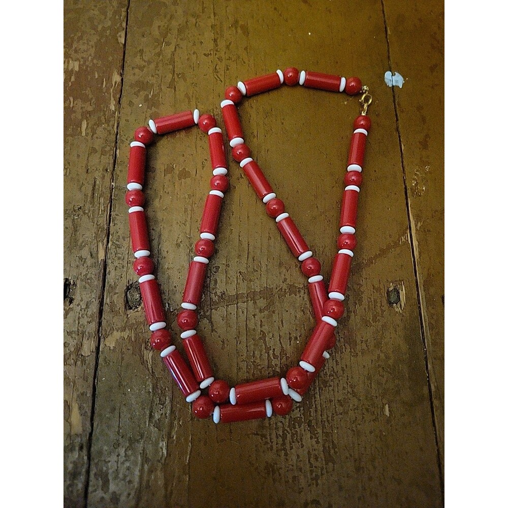 Vintage 1980s Trifari Red & White Lucite Bead Necklace Beaded Statement Fun!